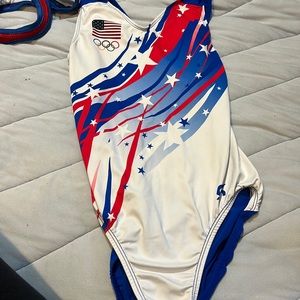 Gymnastics Leo - adult small- Gk